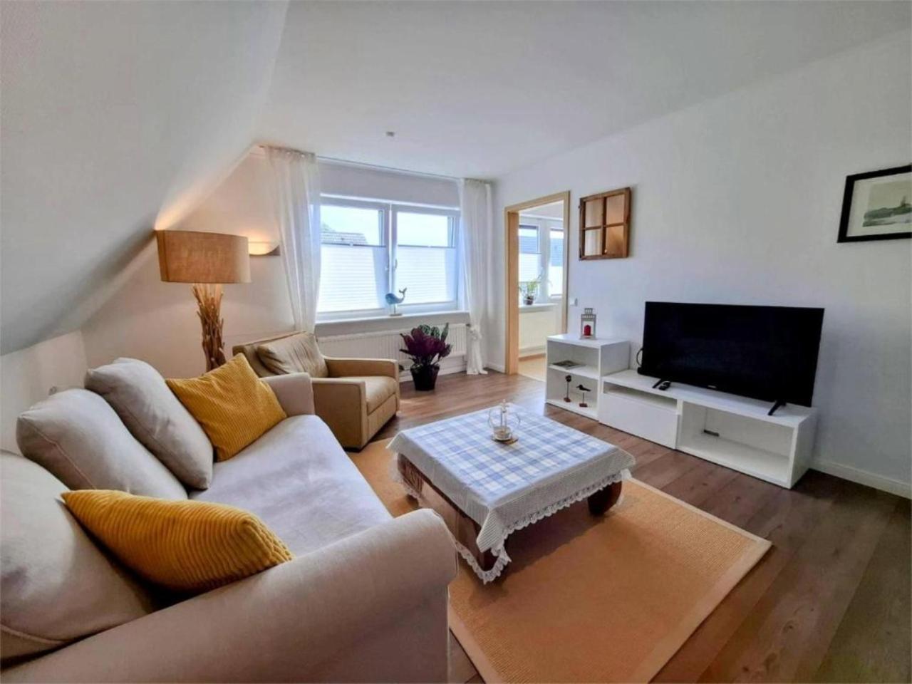 Kleine Auszeit Pellworm Appartement Buitenkant foto